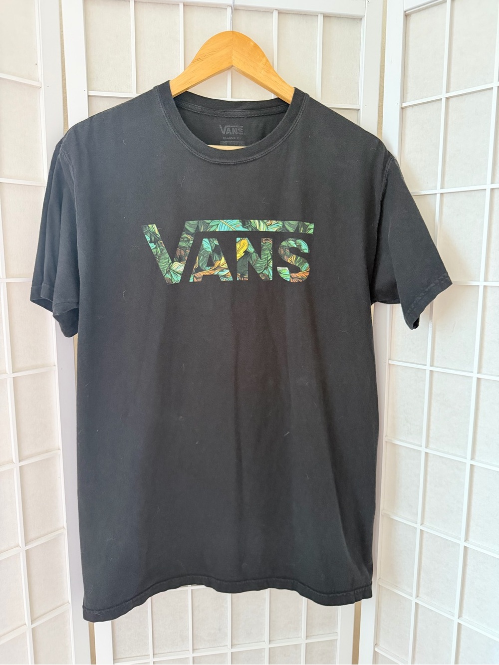 Vans Pipe Masters North Shore Hawaii Tropical Floral T-Shirt Medium